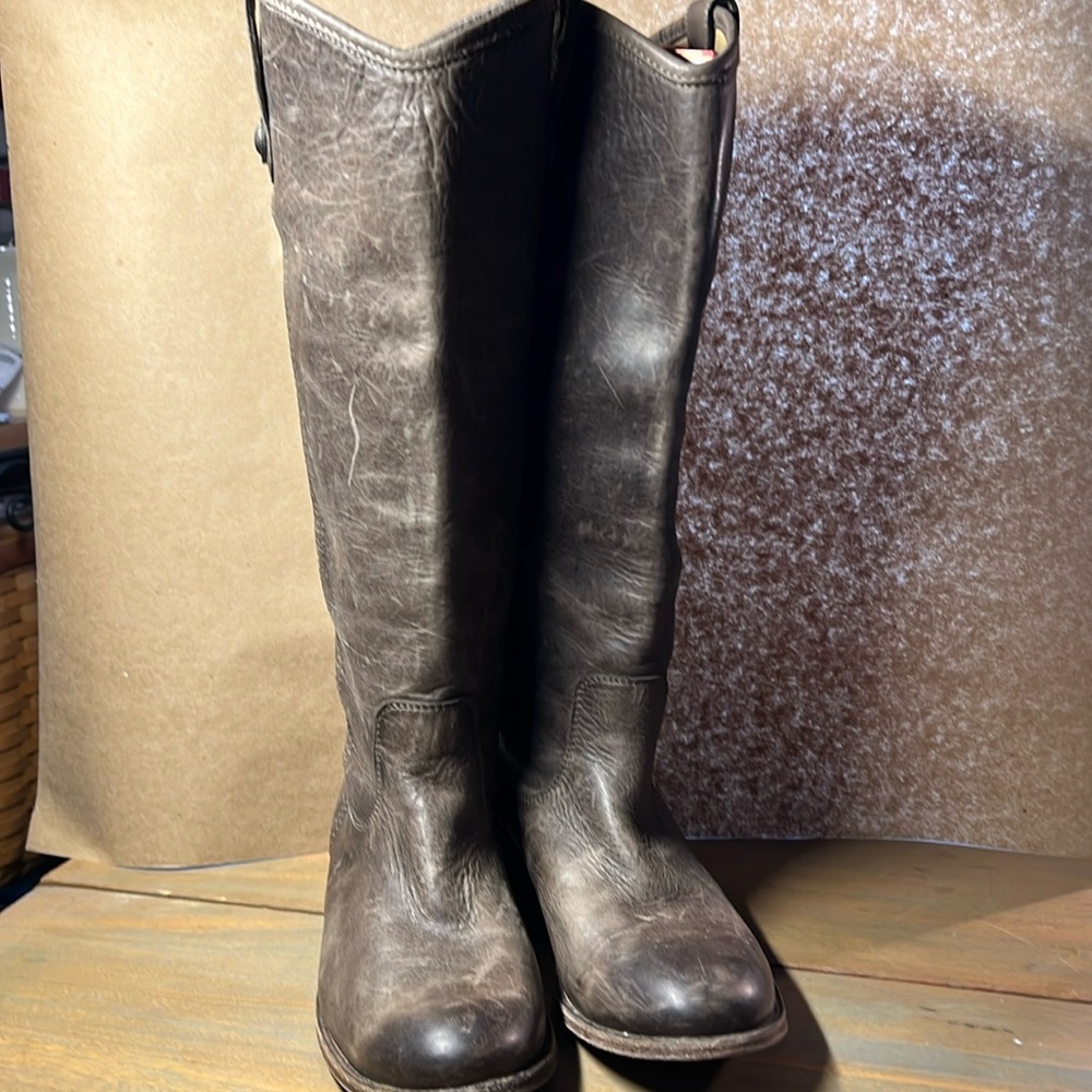 Frye melissa pull on distressed boots
